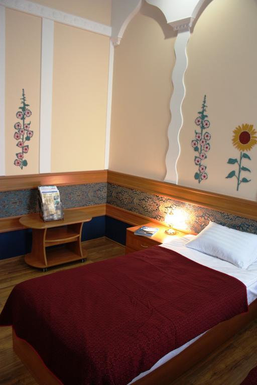 Volter Hotel Lemberg Zimmer foto